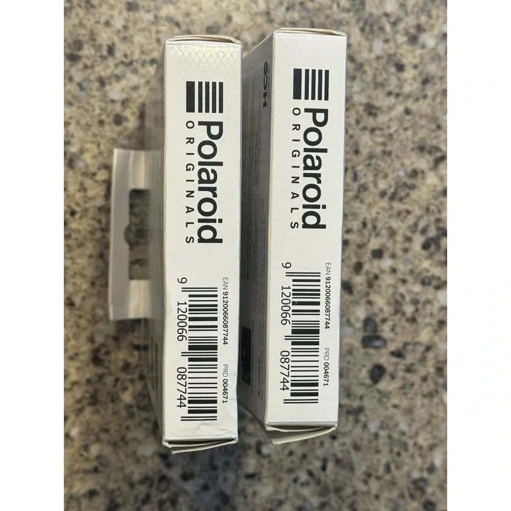 Polaroid 600 Black & White Instant Film *2 PACKS* - Production Date 10/18 New